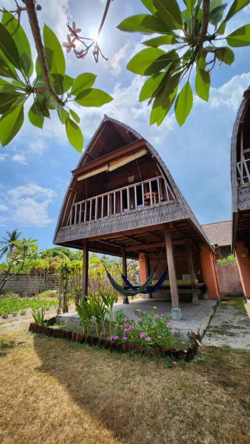 Suka Beach Bungalow Lembongan Esterno foto